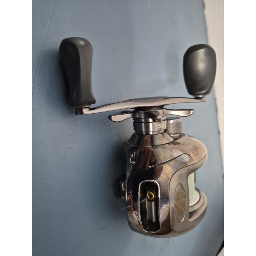 Johnny Morris JMX1000H 6.3:1 Casting Reel Right Hand